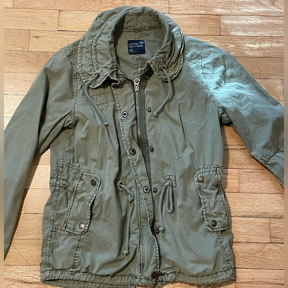 Distressed Olive Green AE Utility Jacket Women’s M - Picture 2 of 8